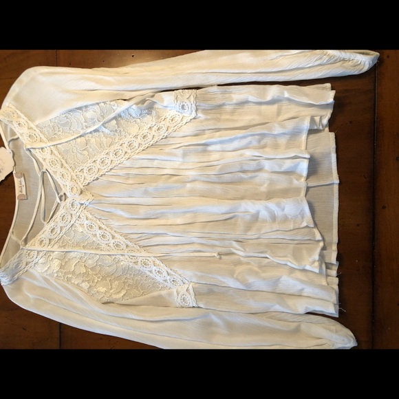 NWT Altar’d State size XS white long sleeve embroi - Picture 2 of 8